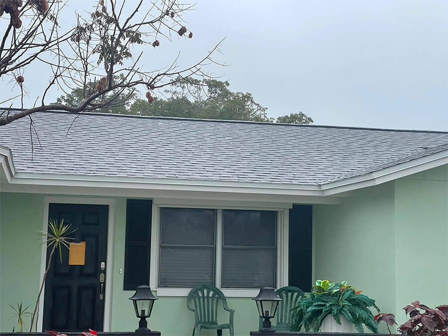 Grey shingle roof in Florida
